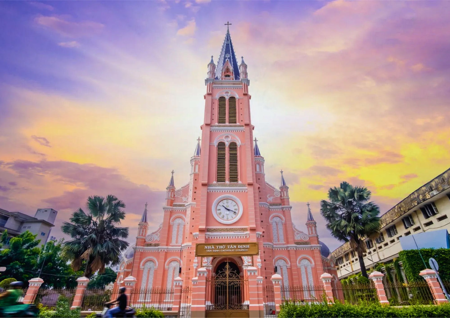 5 DAYS DA NANG PRIVATE TOUR