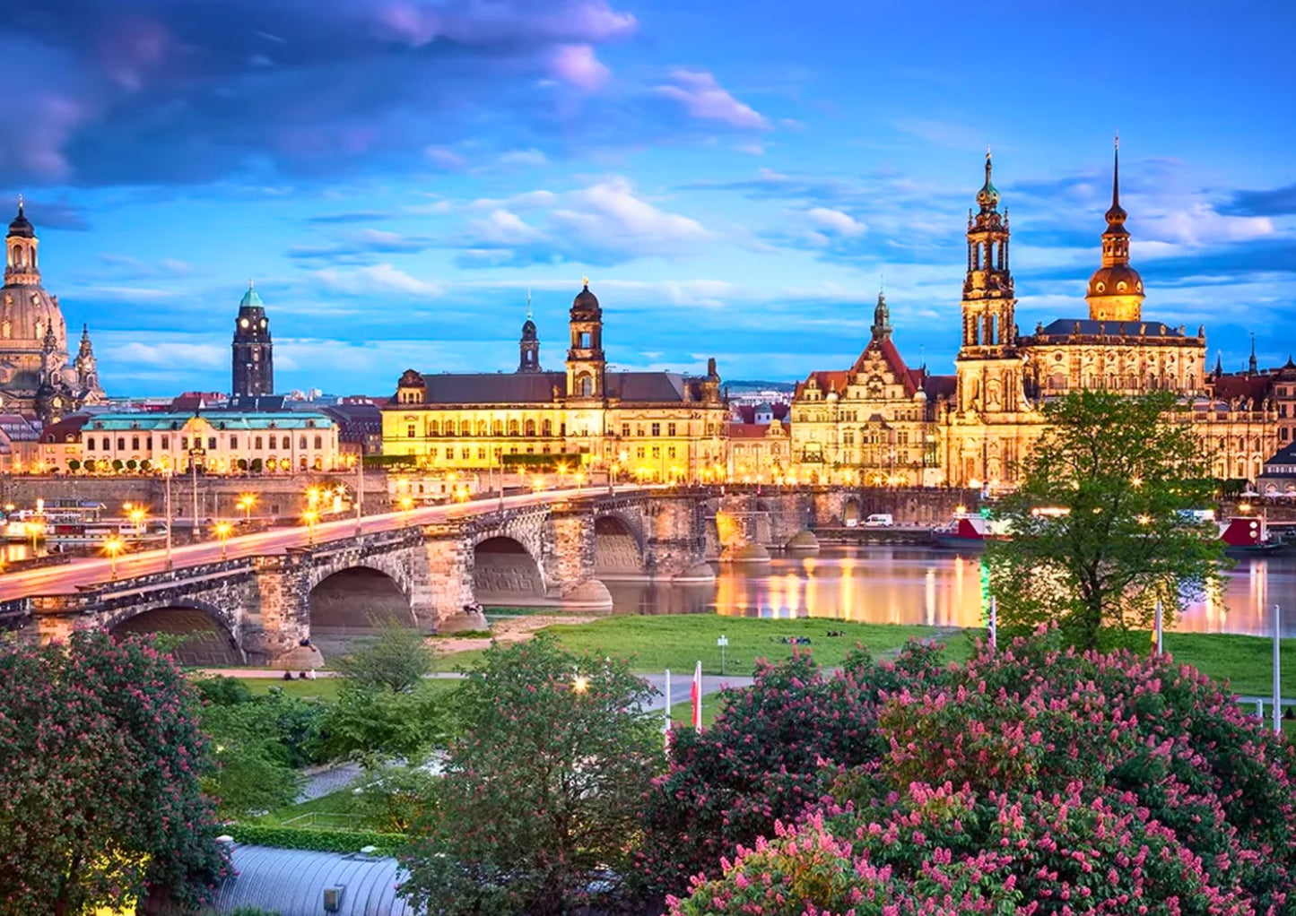 15 天德, 奧, 捷私人包團