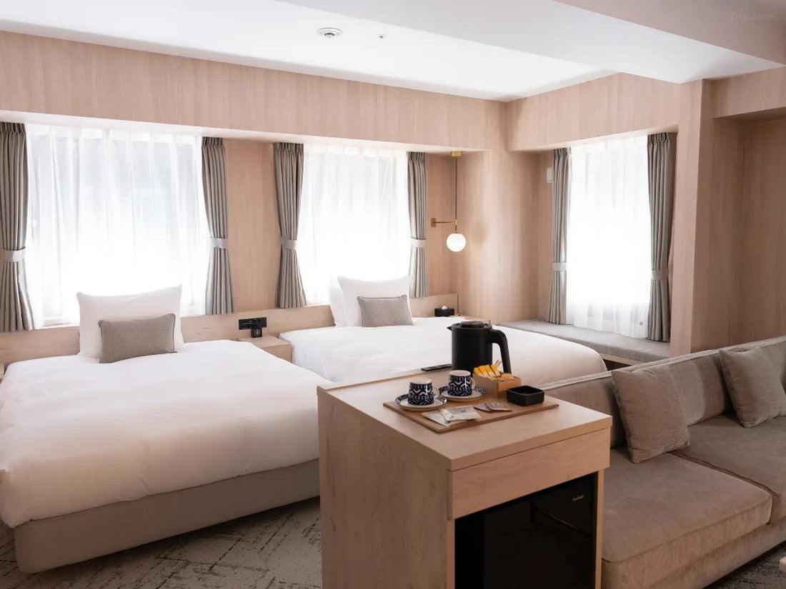 HOTEL THE LEBEN Osaka: 30 m² Rooms, Separate Bath and Toilet, 8 Minutes from Shinsaibashi