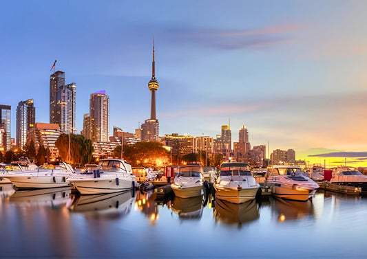 Toronto Private Tour Guide 2026 – Best Things to Do, Eat & See | Bliss Travel