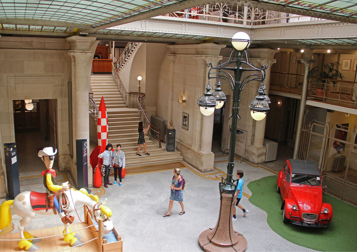 11 天荷蘭、比利時、盧森堡私人包團