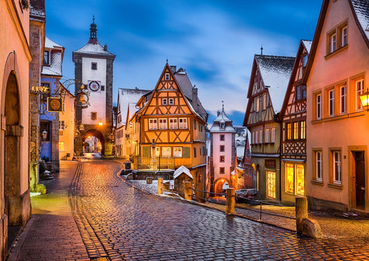 8 天德, 奧, 捷私人包團